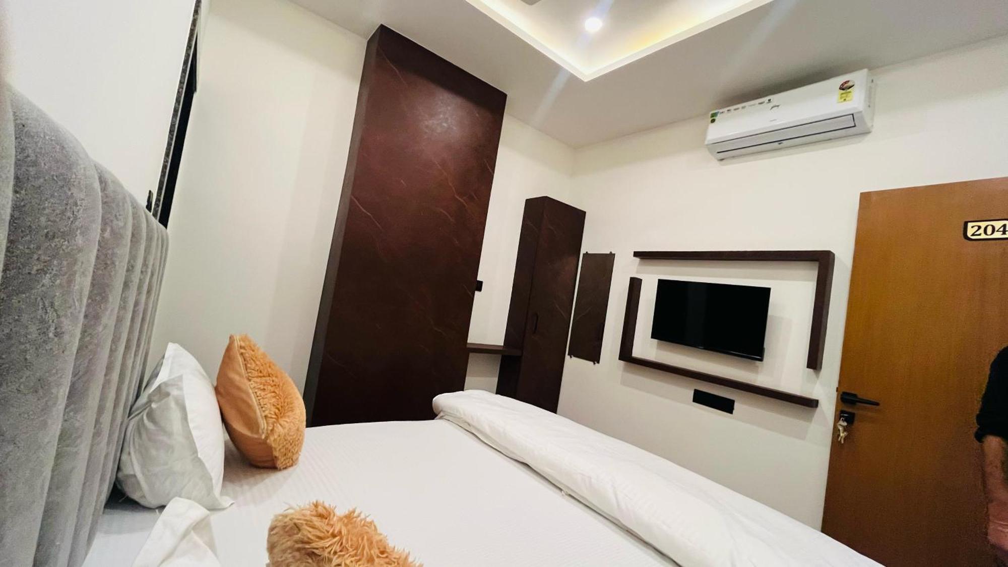 Hotel Revanta Bhīlwāra Cameră foto